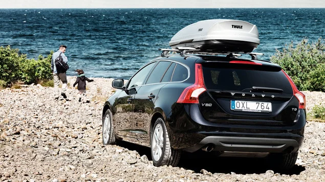 Should You Buy or Rent a Roof Box 2022 Best Buyer's Guide