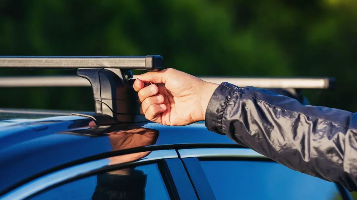 How to Stop Roof Rack Vibration The Ultimate Guide (7 Tips) RoofBox Hub
